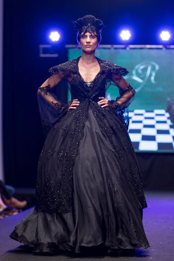 Cynthia Van Strate para Juliana