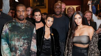 Amigos. Kim y Kourtney Kardashian