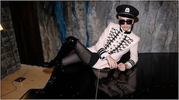 El diseñador argentino Santiago Artemis