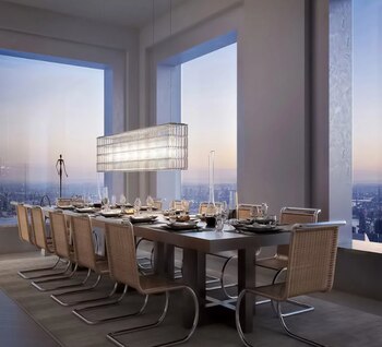 El edificio cuenta con muchas