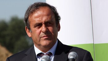 Michel Platini fue detenido en París