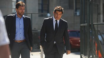 Ricardo Echegaray junto a su abogado