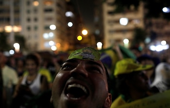 Manifestante en Río de Janeiro (Reuters/Ricardo Moraes)