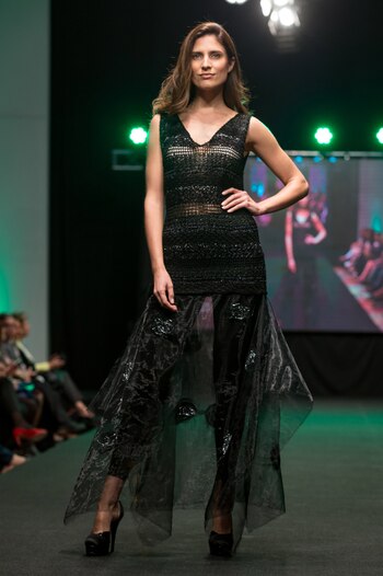 Cyn Van Strate para Bettina