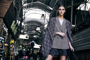 Saco ($ 3.490, Peuque), blazer