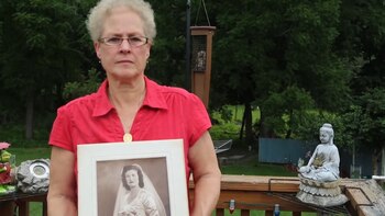 Sandy Blampied con la fotografía