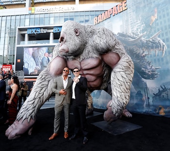 Brad Peyton (R) y Dwayne