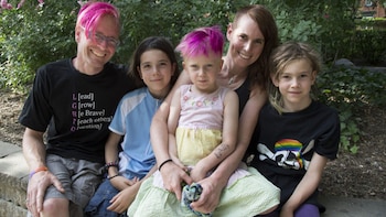 Storm con el pelo retocado del