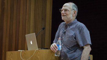 El científico norteamericano esta tarde