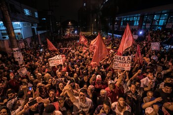(AFP Photo / Marcelo Chello)