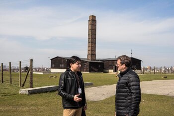 Marcos Gorbán con un guía