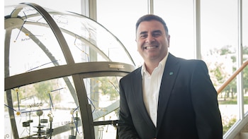 Pablo de León se presentó