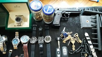 Algunos de los objetos secuestrados