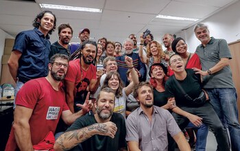 El ex-presidente Lula recibe la