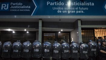 El Partido Justicialista custodiado por