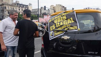 Los taxistas porteños llevaron adelante