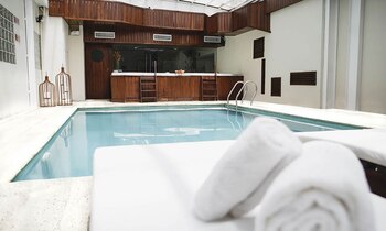 Piscina climatizada en el corazón