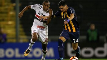 Rosario Central debutó por la
