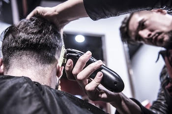 Barber Shop, Tattoos y hasta