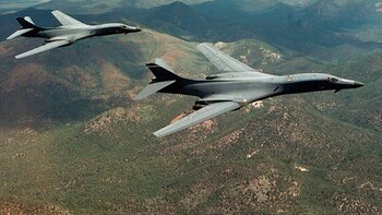 Bombarderos B-1 Lancer de Estados