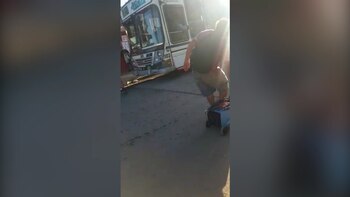 El colectivo, con Alcaraz dentro
