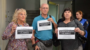 Familiares y víctimas de los