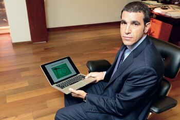 El doctor Pirota se empeña