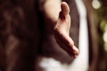 Se ha demostrado que ayudar