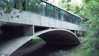 La Casa del Puente, en