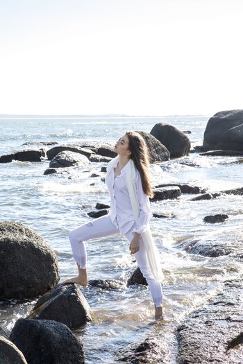 Camisa con espalda bordada ($