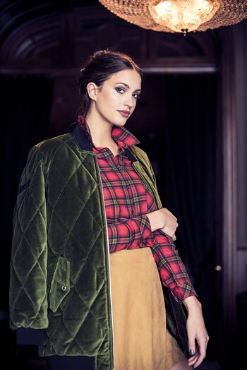 Camisa con terminación péplum ($