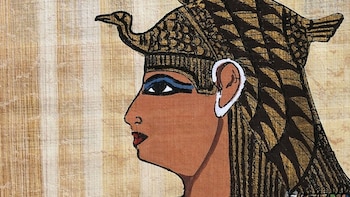 La exposición contiene 350 artefactos