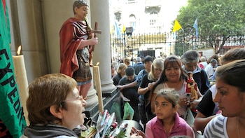 Los devotos de San Expedito