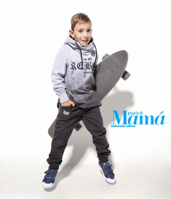 Santi: buzo con capucha y