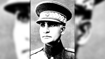Reza Pahlavi en su juventud (AP)