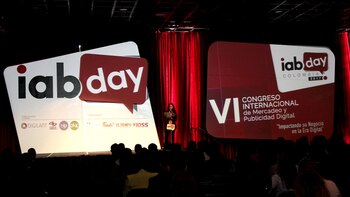 El lema central de esta