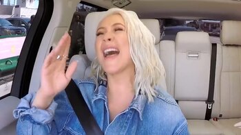 Christina Aguilera cantó sus éxitos,