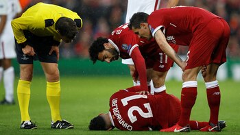 Alex Oxlade-Chamberlain sufrió la lesión