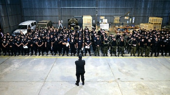 Los efectivos antes del operativo