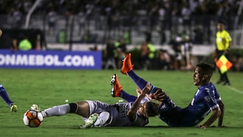 Racing empató en Brasil ante