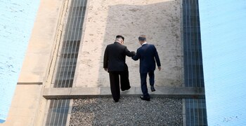 (Korea Summit Press Pool/Pool via Reuters)