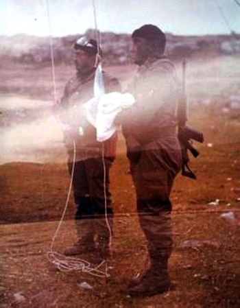 El momento del izamiento