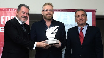 Gabriel Rabinovich junto a Mario