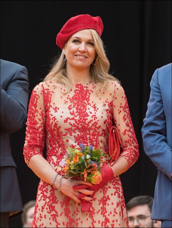 La Reina deslumbró por su