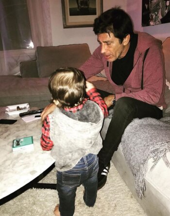 Nicolás Repetto con su nieto