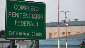Entrada del penal de Ezeiza