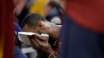 Cavaliers y Pacers definirán la