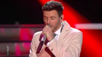 Axel brindó un show en