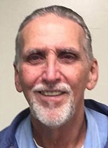 Craig Coley aún detenido, con