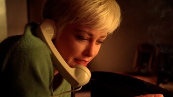 Pamela Gidley es una escena